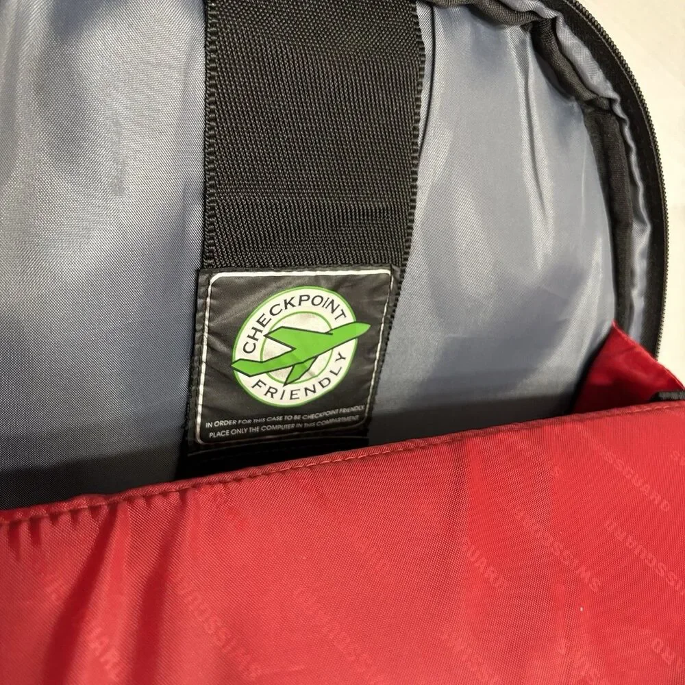 Wenger The Legacy Notebook Carrying Backpack 67329140 Black / Gray 16” Laptop